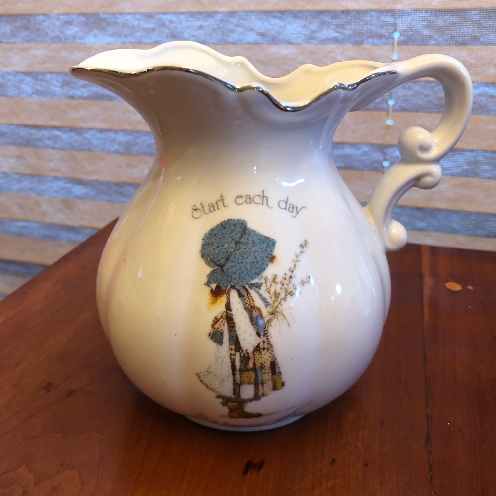 COPY - VTG Holly Hobbie Porcelain Jug “Start each day in a happy way” Silver Ri…